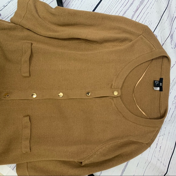 H&M Bell Sleeve/Hem Cardigan with Gold Buttons - Picture 5 of 6